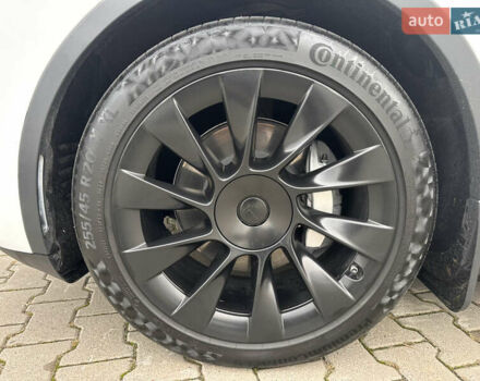 Белый Тесла Model Y, объемом двигателя 0 л и пробегом 41 тыс. км за 29900 $, фото 16 на Automoto.ua