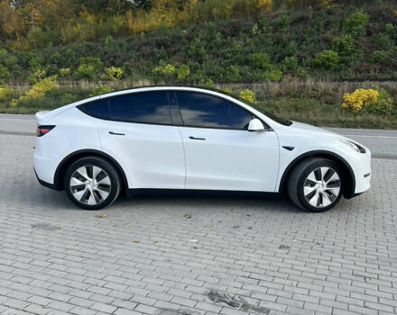 Тесла Model Y 2023 в Тернополе на Automoto.ua Белый Тесла Model Y, объемом двигателя 0 л и пробегом 16 тыс. км за 28500 $, фото 2 на Automoto.ua