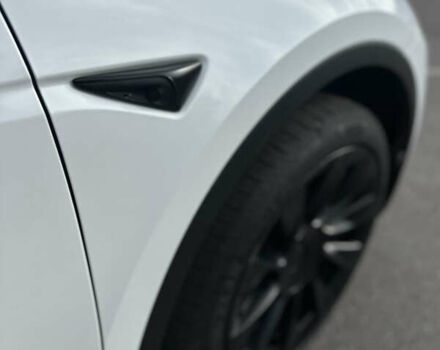 Білий Тесла Model Y, об'ємом двигуна 0 л та пробігом 49 тис. км за 27500 $, фото 5 на Automoto.ua