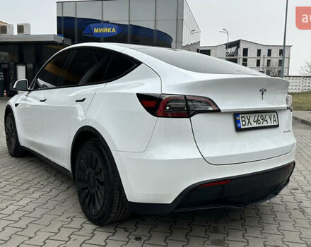 Белый Тесла Model Y, объемом двигателя 0 л и пробегом 25 тыс. км за 26800 $, фото 5 на Automoto.ua