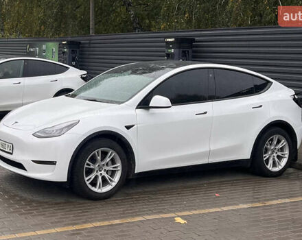 Белый Тесла Model Y, объемом двигателя 0 л и пробегом 35 тыс. км за 31500 $, фото 10 на Automoto.ua