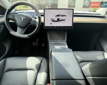 Белый Тесла Model Y, объемом двигателя 0 л и пробегом 20 тыс. км за 39000 $, фото 32 на Automoto.ua