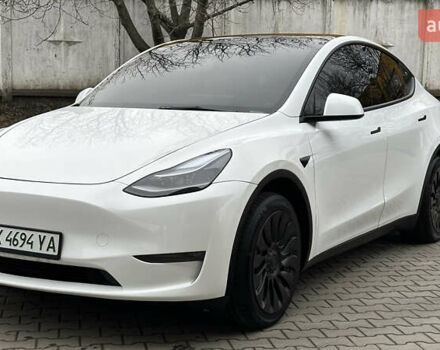 Белый Тесла Model Y, объемом двигателя 0 л и пробегом 25 тыс. км за 26800 $, фото 1 на Automoto.ua