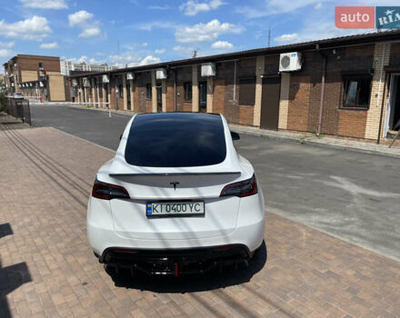 Белый Тесла Model Y, объемом двигателя 0 л и пробегом 13 тыс. км за 26500 $, фото 7 на Automoto.ua