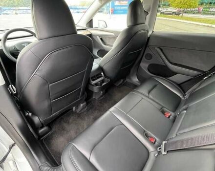 Белый Тесла Model Y, объемом двигателя 0 л и пробегом 42 тыс. км за 36500 $, фото 10 на Automoto.ua