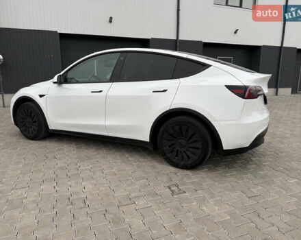 Белый Тесла Model Y, объемом двигателя 0 л и пробегом 39 тыс. км за 27200 $, фото 7 на Automoto.ua