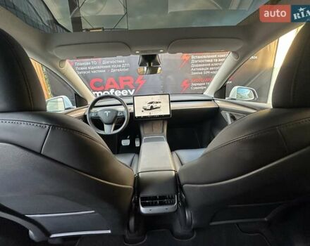 Белый Тесла Model Y, объемом двигателя 0 л и пробегом 25 тыс. км за 30000 $, фото 7 на Automoto.ua