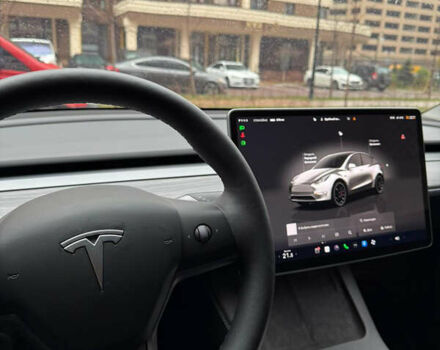 Белый Тесла Model Y, объемом двигателя 0 л и пробегом 17 тыс. км за 31300 $, фото 14 на Automoto.ua