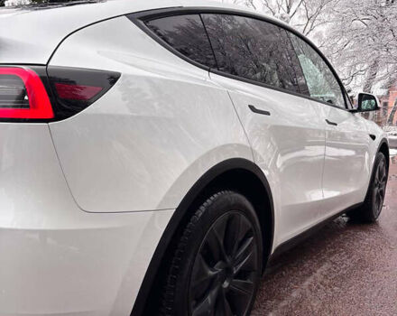 Белый Тесла Model Y, объемом двигателя 0 л и пробегом 16 тыс. км за 30999 $, фото 18 на Automoto.ua