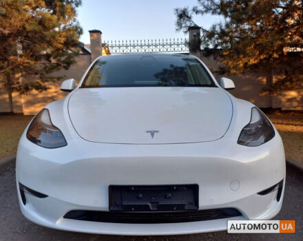 Белый Тесла Model Y, объемом двигателя 0 л и пробегом 0 тыс. км за 44150 $, фото 6 на Automoto.ua