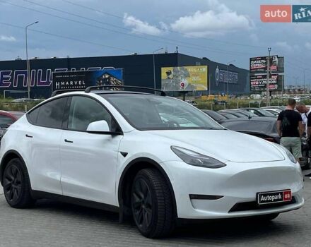 Белый Тесла Model Y, объемом двигателя 0 л и пробегом 33 тыс. км за 32300 $, фото 3 на Automoto.ua