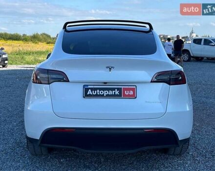 Белый Тесла Model Y, объемом двигателя 0 л и пробегом 34 тыс. км за 30890 $, фото 8 на Automoto.ua