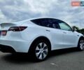 Белый Тесла Model Y, объемом двигателя 0 л и пробегом 12 тыс. км за 30500 $, фото 7 на Automoto.ua