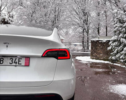 Белый Тесла Model Y, объемом двигателя 0 л и пробегом 16 тыс. км за 30999 $, фото 10 на Automoto.ua