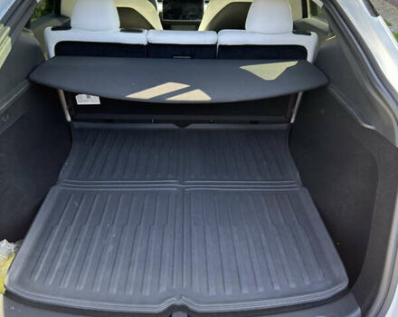 Белый Тесла Model Y, объемом двигателя 0 л и пробегом 8 тыс. км за 35000 $, фото 9 на Automoto.ua