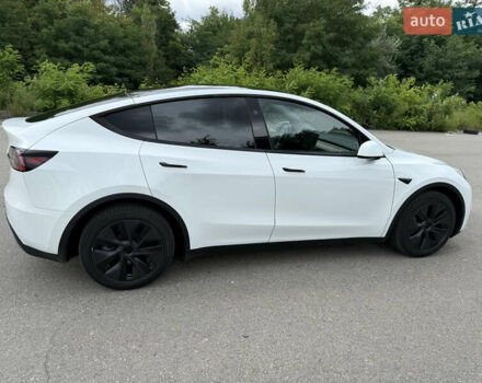 Белый Тесла Model Y, объемом двигателя 0 л и пробегом 6 тыс. км за 35000 $, фото 19 на Automoto.ua
