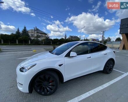Белый Тесла Model Y, объемом двигателя 0 л и пробегом 11 тыс. км за 34800 $, фото 9 на Automoto.ua