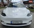 Белый Тесла Model Y, объемом двигателя 0 л и пробегом 2 тыс. км за 34500 $, фото 2 на Automoto.ua