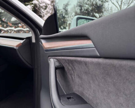 Белый Тесла Model Y, объемом двигателя 0 л и пробегом 16 тыс. км за 30999 $, фото 72 на Automoto.ua