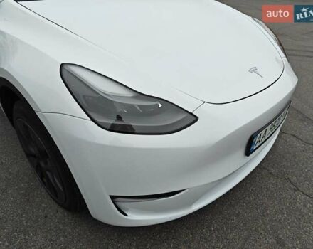 Белый Тесла Model Y, объемом двигателя 0 л и пробегом 18 тыс. км за 29000 $, фото 23 на Automoto.ua