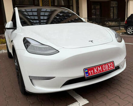 Белый Тесла Model Y, объемом двигателя 0 л и пробегом 17 тыс. км за 31300 $, фото 2 на Automoto.ua