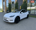 Белый Тесла Model Y, объемом двигателя 0 л и пробегом 5 тыс. км за 27900 $, фото 1 на Automoto.ua