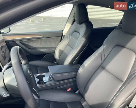 Білий Тесла Model Y, об'ємом двигуна 0 л та пробігом 14 тис. км за 37500 $, фото 17 на Automoto.ua