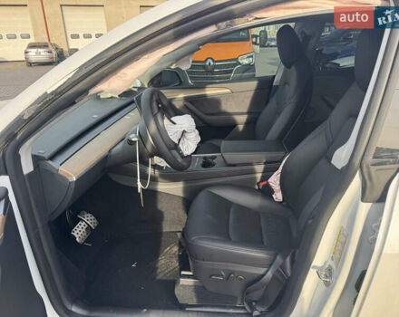 Белый Тесла Model Y, объемом двигателя 0 л и пробегом 5 тыс. км за 17800 $, фото 18 на Automoto.ua