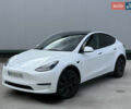 Белый Тесла Model Y, объемом двигателя 0 л и пробегом 3 тыс. км за 32500 $, фото 1 на Automoto.ua