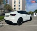 Белый Тесла Model Y, объемом двигателя 0 л и пробегом 28 тыс. км за 25500 $, фото 1 на Automoto.ua