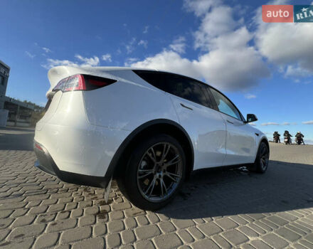 Тесла Model Y 2024 у Жовкві на Automoto.ua Білий Тесла Model Y, об'ємом двигуна 0 л та пробігом 30 тис. км за 33000 $, фото 8 на Automoto.ua