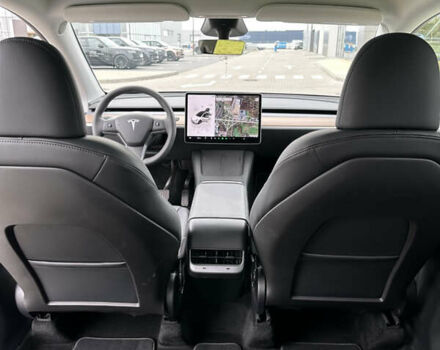 Белый Тесла Model Y, объемом двигателя 0 л и пробегом 6 тыс. км за 27000 $, фото 18 на Automoto.ua