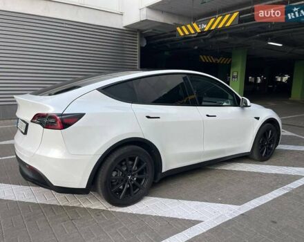 Белый Тесла Model Y, объемом двигателя 0 л и пробегом 18 тыс. км за 38900 $, фото 8 на Automoto.ua