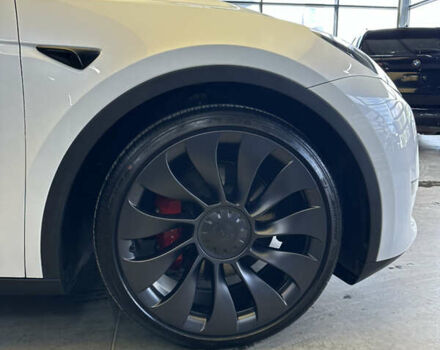 Белый Тесла Model Y, объемом двигателя 0 л и пробегом 22 тыс. км за 34500 $, фото 12 на Automoto.ua