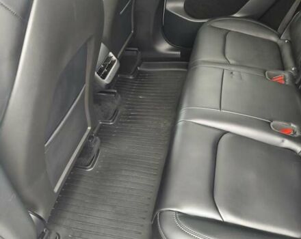 Белый Тесла Model Y, объемом двигателя 0 л и пробегом 19 тыс. км за 28800 $, фото 7 на Automoto.ua