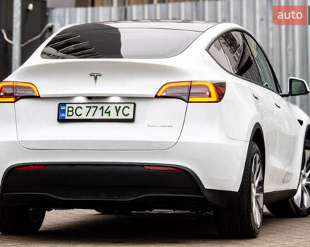 Білий Тесла Model Y, об'ємом двигуна 0 л та пробігом 11 тис. км за 30000 $, фото 17 на Automoto.ua
