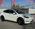 Белый Тесла Model Y, объемом двигателя 0 л и пробегом 26 тыс. км за 29900 $, фото 70 на Automoto.ua
