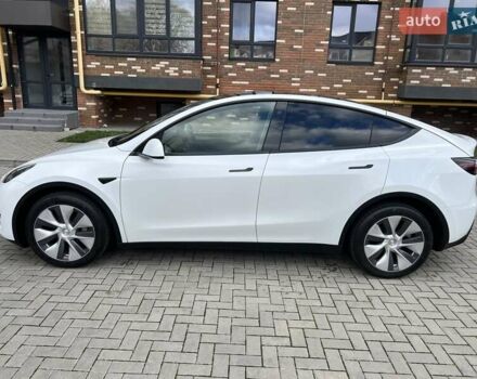 Белый Тесла Model Y, объемом двигателя 0 л и пробегом 2 тыс. км за 34500 $, фото 9 на Automoto.ua