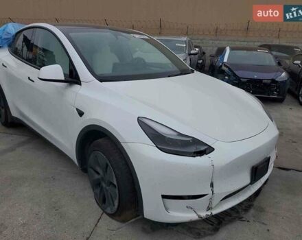Белый Тесла Model Y, объемом двигателя 0 л и пробегом 50 тыс. км за 18800 $, фото 2 на Automoto.ua