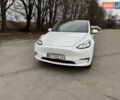 Белый Тесла Model Y, объемом двигателя 0 л и пробегом 10 тыс. км за 32000 $, фото 4 на Automoto.ua