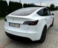 Белый Тесла Model Y, объемом двигателя 0 л и пробегом 5 тыс. км за 29999 $, фото 12 на Automoto.ua
