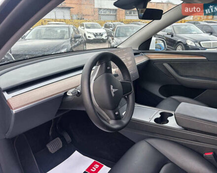 Белый Тесла Model Y, объемом двигателя 0 л и пробегом 25 тыс. км за 33290 $, фото 21 на Automoto.ua