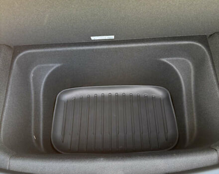 Белый Тесла Model Y, объемом двигателя 0 л и пробегом 8 тыс. км за 35000 $, фото 10 на Automoto.ua