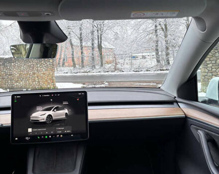Белый Тесла Model Y, объемом двигателя 0 л и пробегом 16 тыс. км за 30999 $, фото 76 на Automoto.ua