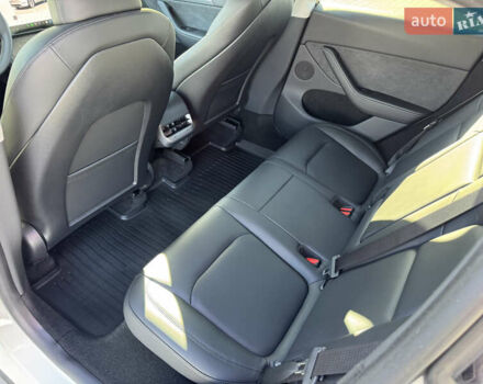 Белый Тесла Model Y, объемом двигателя 0 л и пробегом 26 тыс. км за 29900 $, фото 52 на Automoto.ua