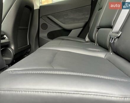 Белый Тесла Model Y, объемом двигателя 0 л и пробегом 2 тыс. км за 34500 $, фото 27 на Automoto.ua