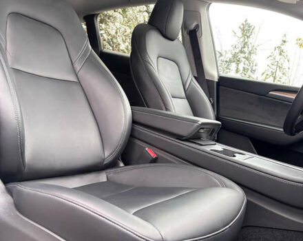 Белый Тесла Model Y, объемом двигателя 0 л и пробегом 16 тыс. км за 30999 $, фото 69 на Automoto.ua