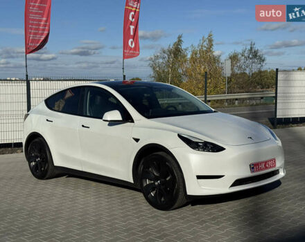 Белый Тесла Model Y, объемом двигателя 0 л и пробегом 26 тыс. км за 29900 $, фото 11 на Automoto.ua