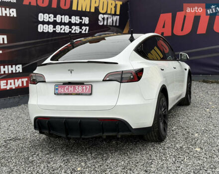 Белый Тесла Model Y, объемом двигателя 0 л и пробегом 23 тыс. км за 26500 $, фото 41 на Automoto.ua