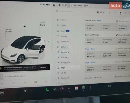 Белый Тесла Model Y, объемом двигателя 0 л и пробегом 77 тыс. км за 14000 $, фото 8 на Automoto.ua